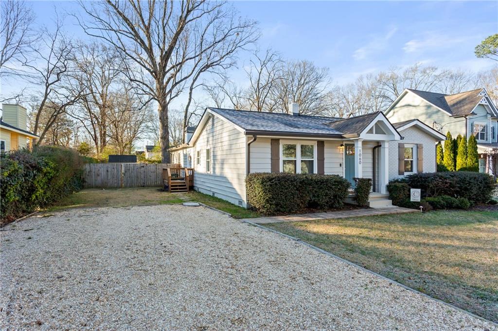 1060 McLinden Avenue SE