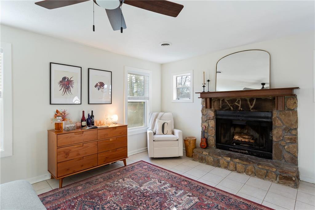 1060 McLinden Avenue SE