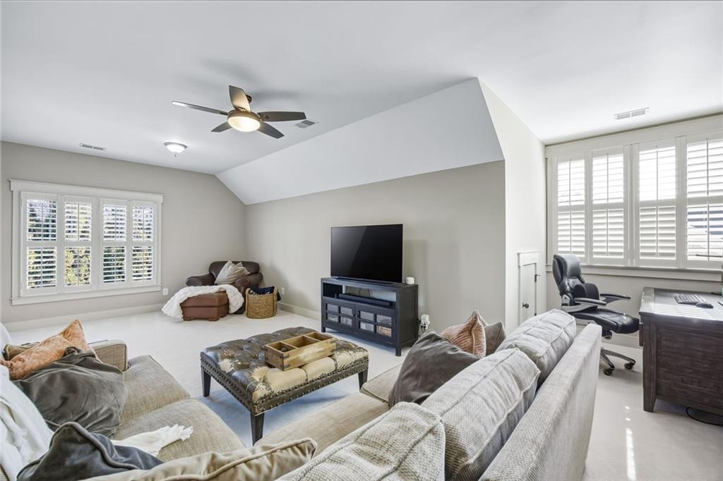 3208 King Springs Road SE