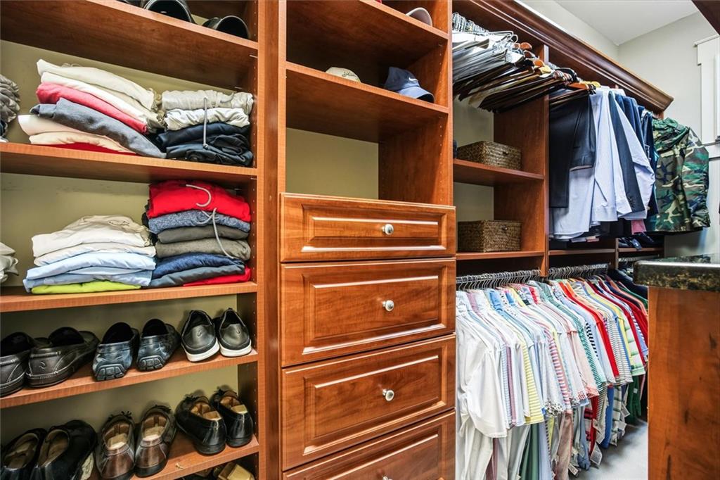 3208 King Springs Road SE