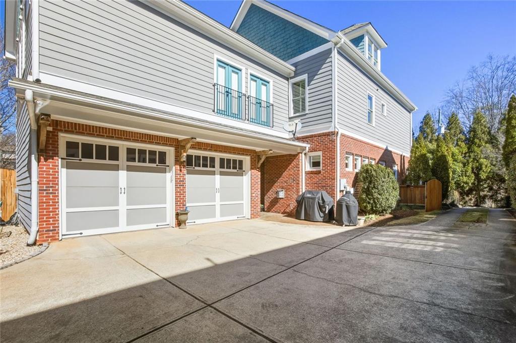 3208 King Springs Road SE