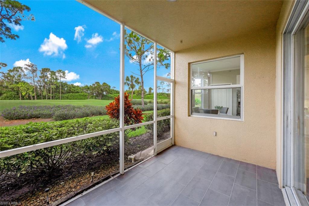 2885 Cypress Trace CIR Unit: 9-102