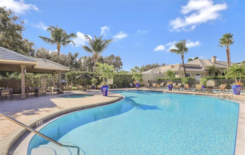 2885 Cypress Trace CIR Unit: 9-102