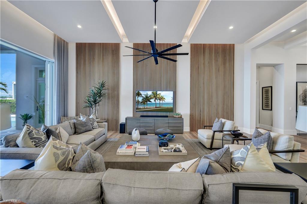 11411 Canal Grande DR