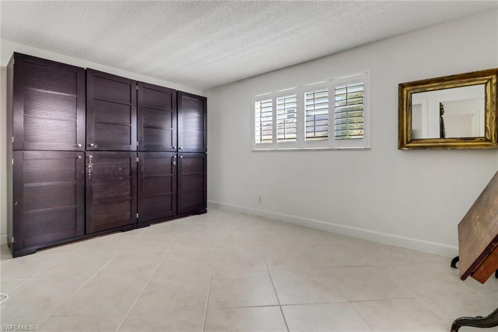 532 Broad AVE S Unit: 532