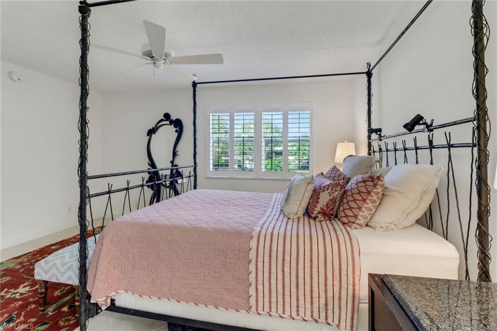 532 Broad AVE S Unit: 532