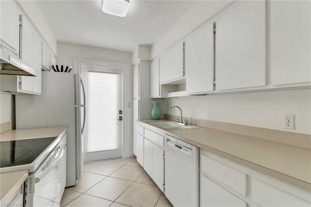 532 Broad AVE S Unit: 532