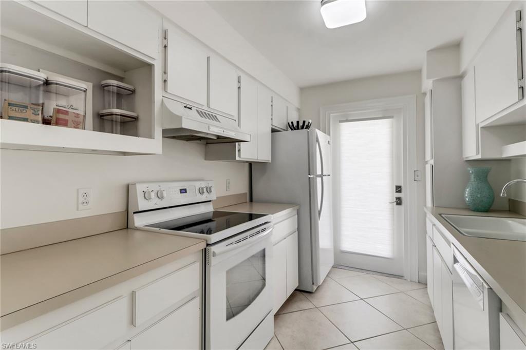 532 Broad AVE S Unit: 532