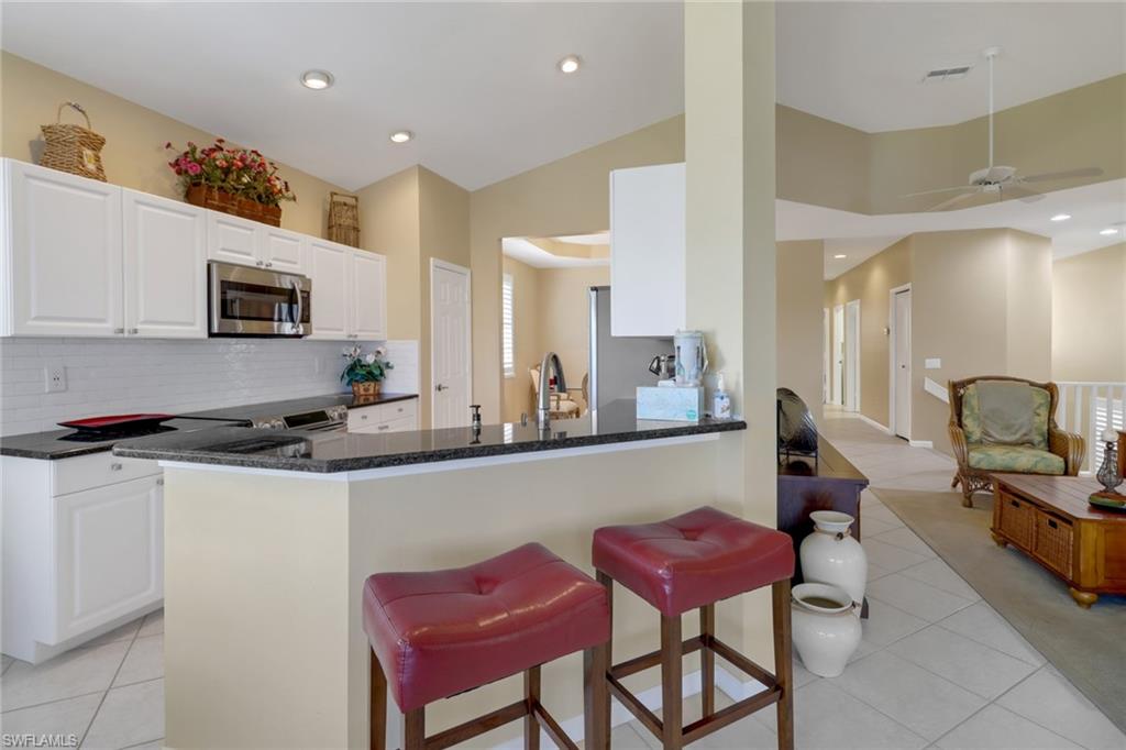23161 Rosedale DR Unit: 202