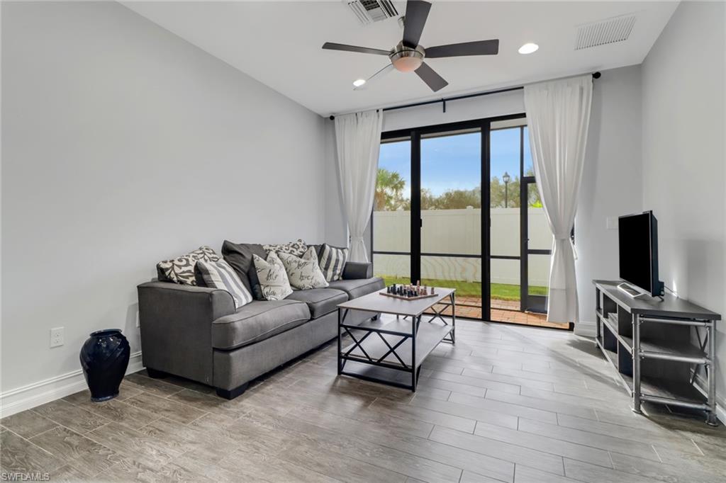 9463 Montebello WAY Unit: 105