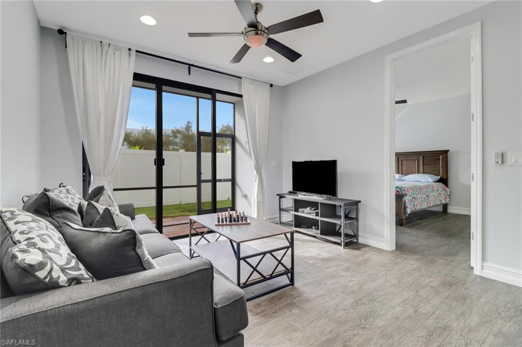 9463 Montebello WAY Unit: 105