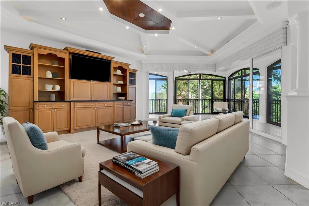 10830 Vivaldi CT Unit: 103
