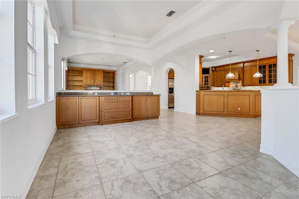 10830 Vivaldi CT Unit: 103