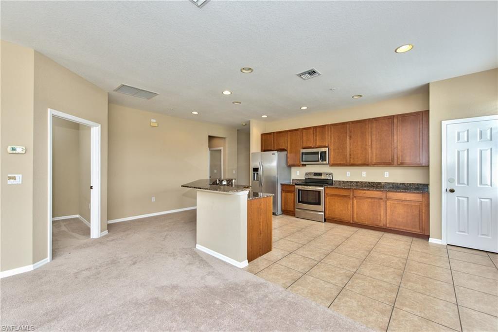 3773 Pino Vista WAY # 201