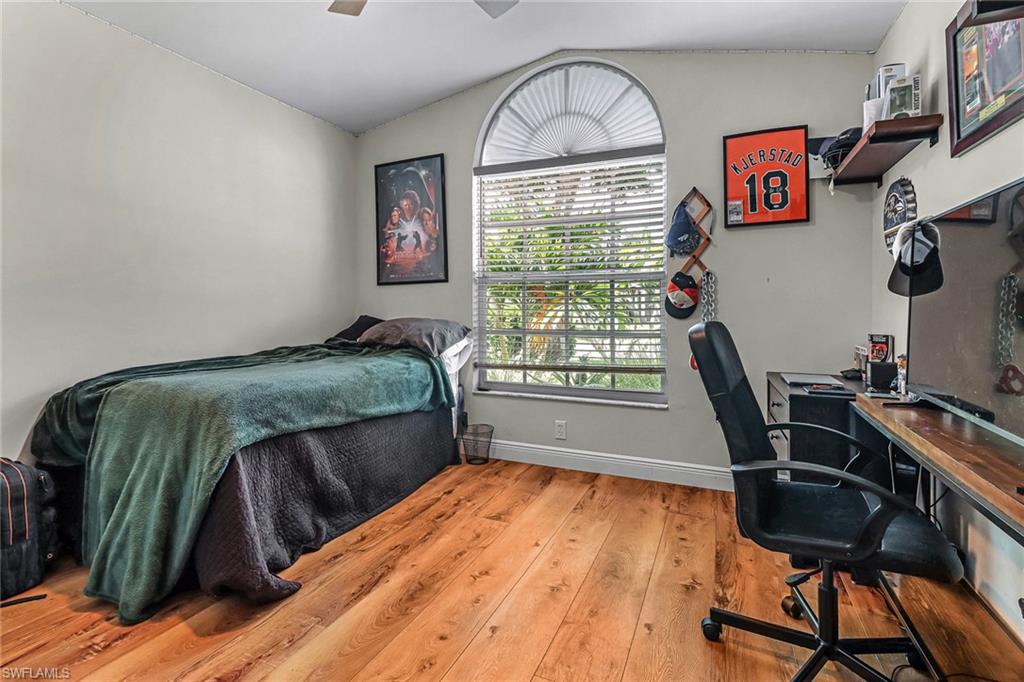 21587 Brixham Run LOOP