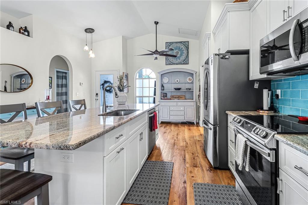 21587 Brixham Run LOOP