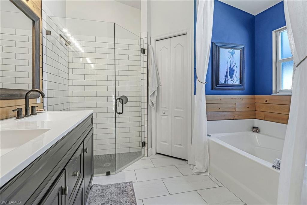 21587 Brixham Run LOOP