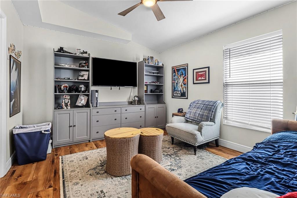 21587 Brixham Run LOOP