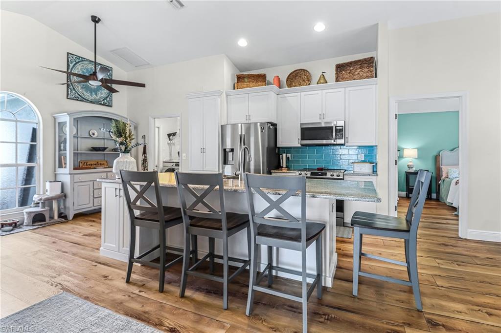 21587 Brixham Run LOOP