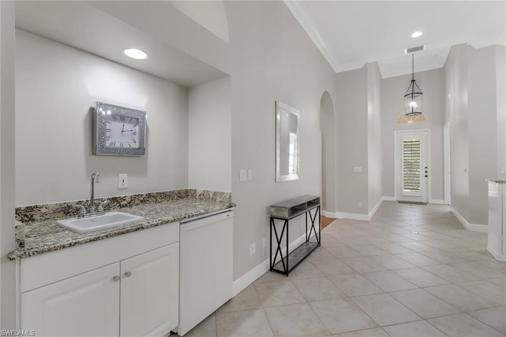 6075 Shallows WAY