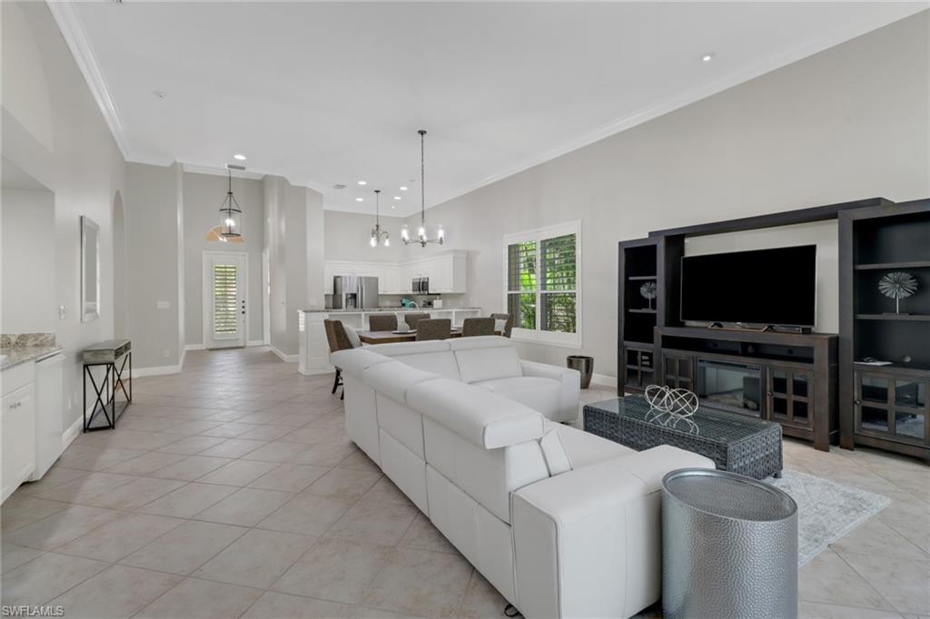 6075 Shallows WAY