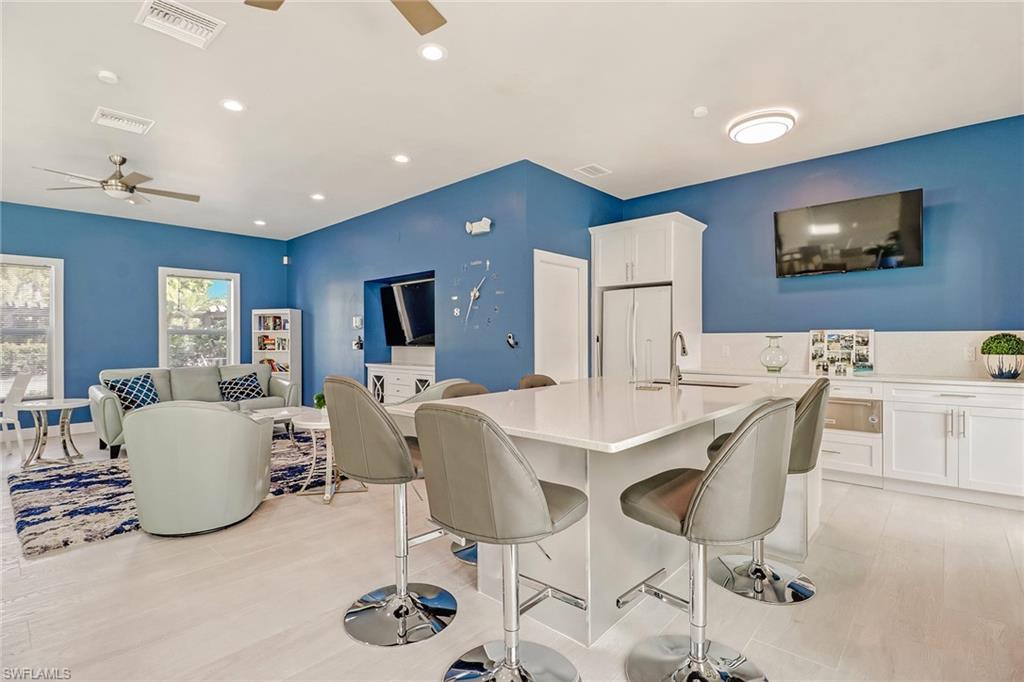 6075 Shallows WAY