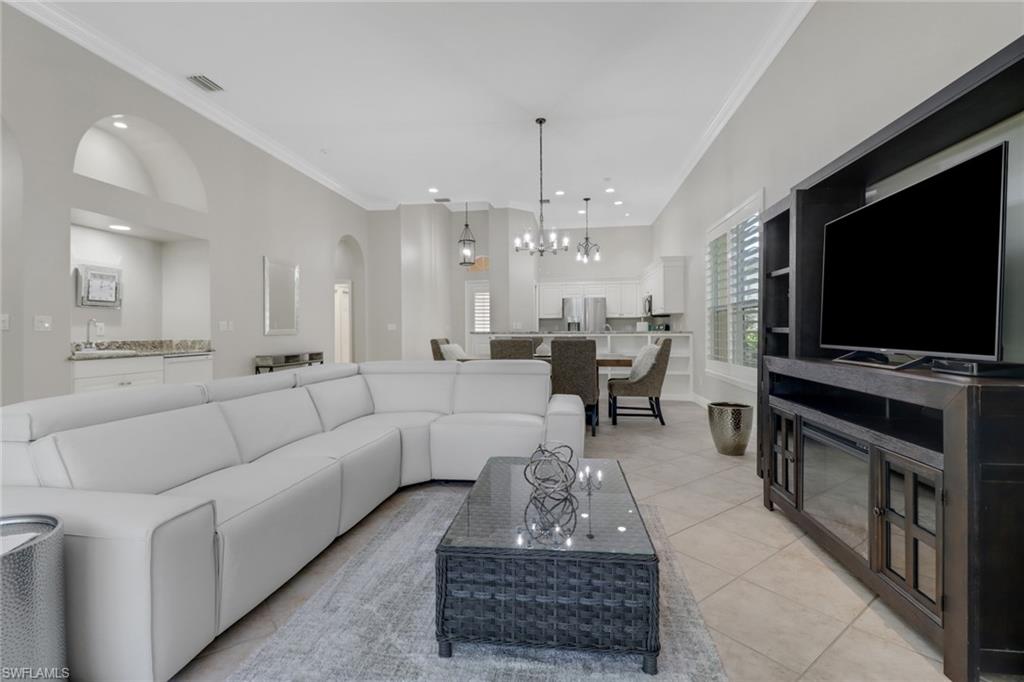 6075 Shallows WAY