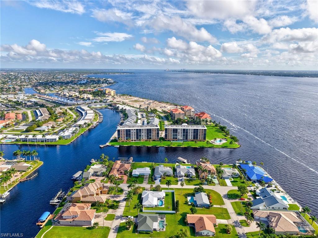 4260 SE 20th PL # 402