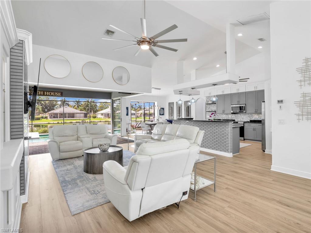 13621 China Berry WAY