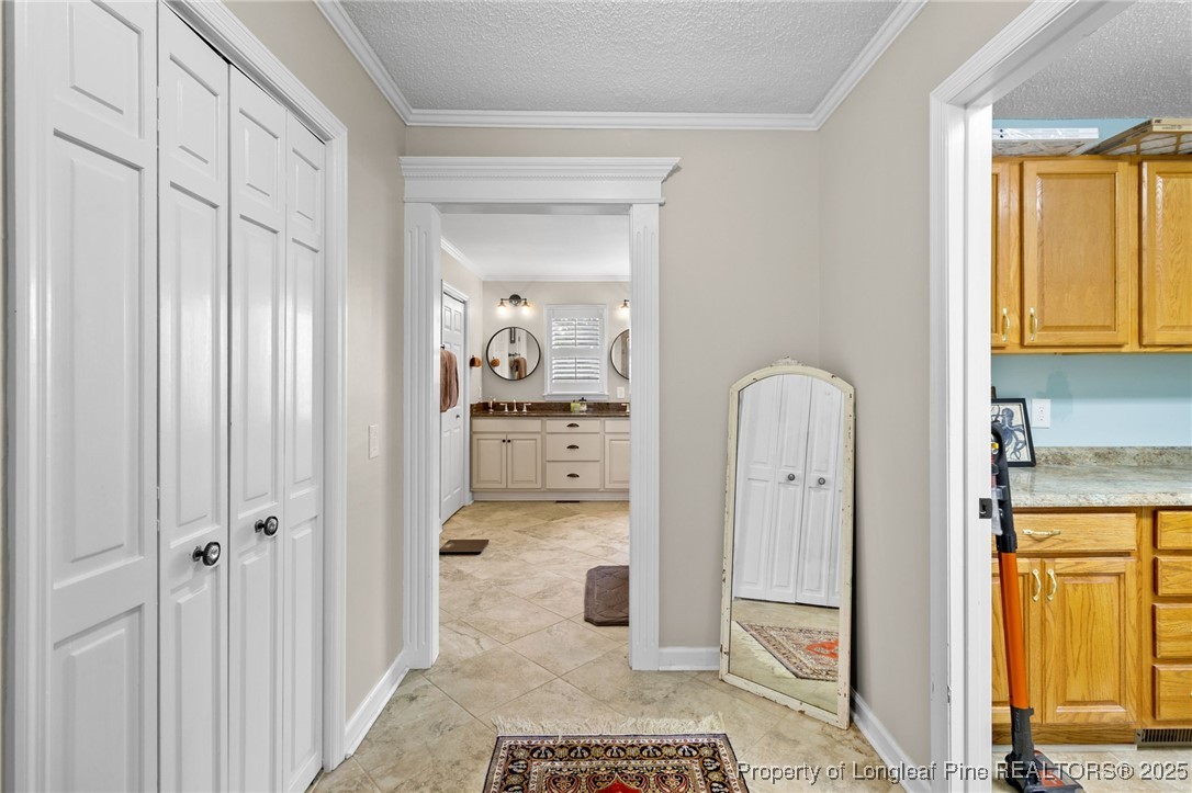 3477 Thamesford Road