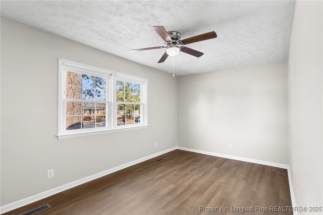 881 Sunbury Drive