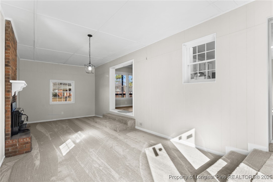 881 Sunbury Drive