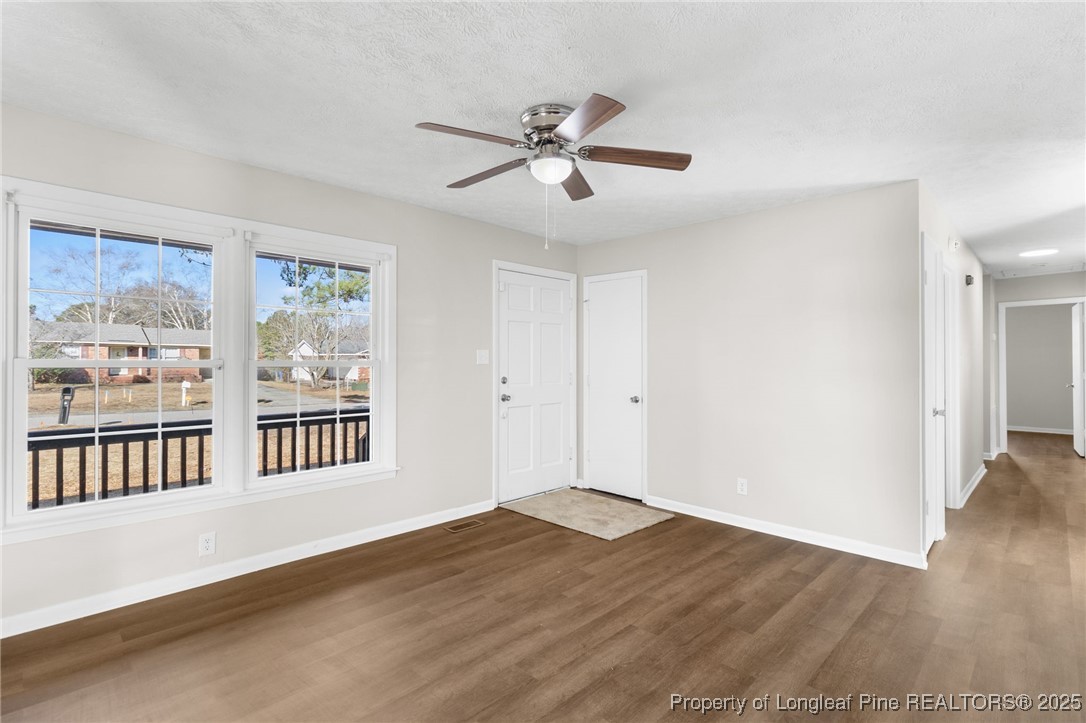 881 Sunbury Drive