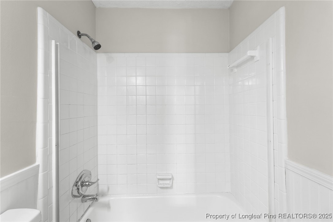 881 Sunbury Drive