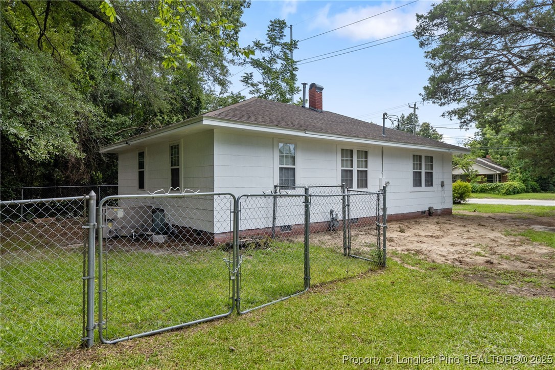1810 Murchison Road