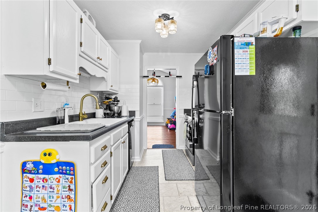 1300 Calla Circle