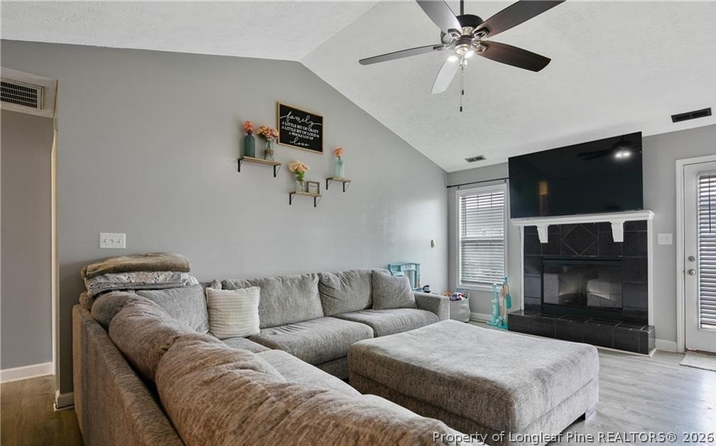 2232 Cliff Swallow Drive