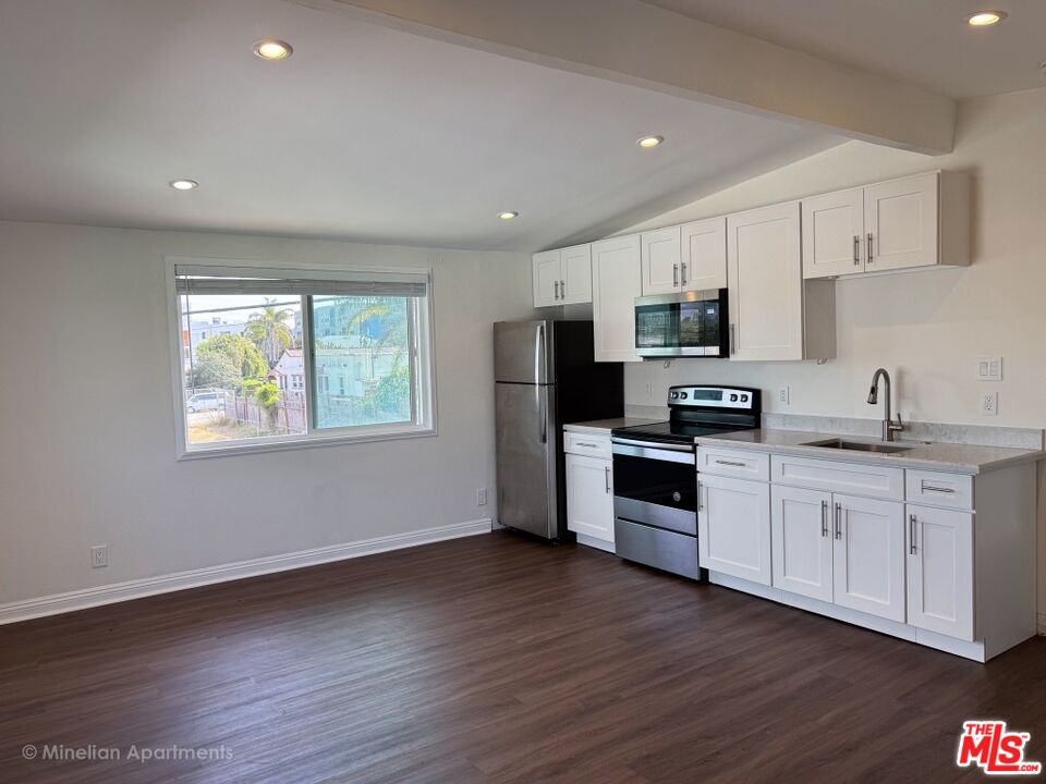 1813 12th Street Unit: G