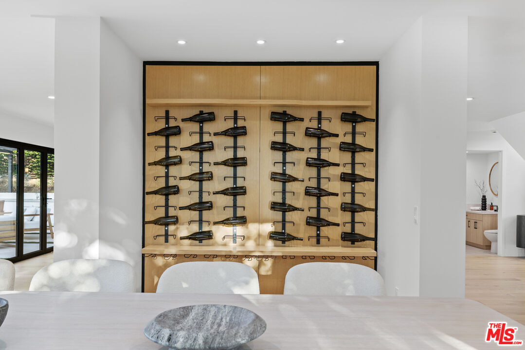 18101 Green Meadow Dr