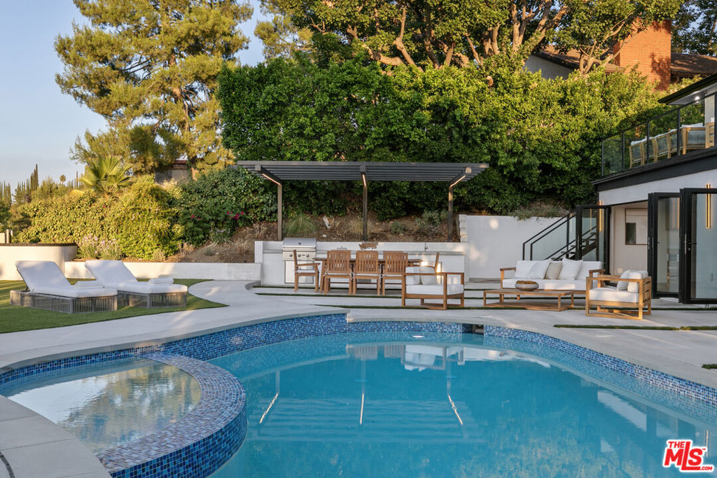 18101 Green Meadow Drive