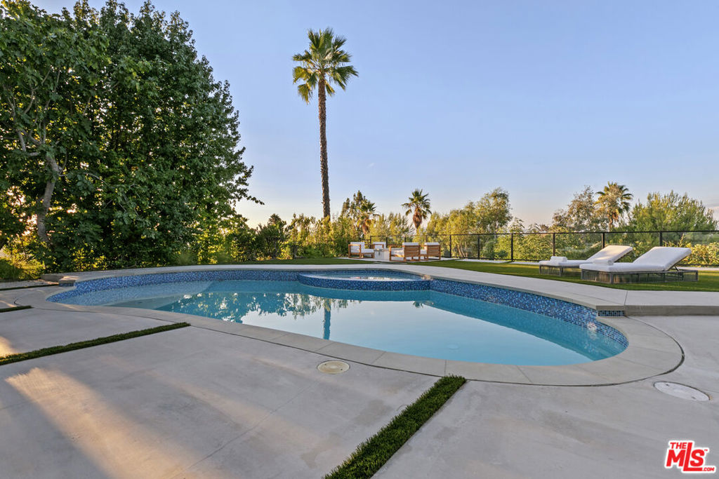 18101 Green Meadow Drive