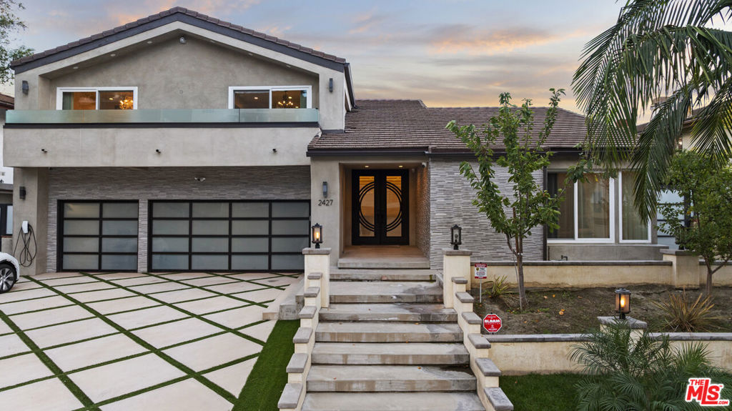 2427 Flintridge Drive