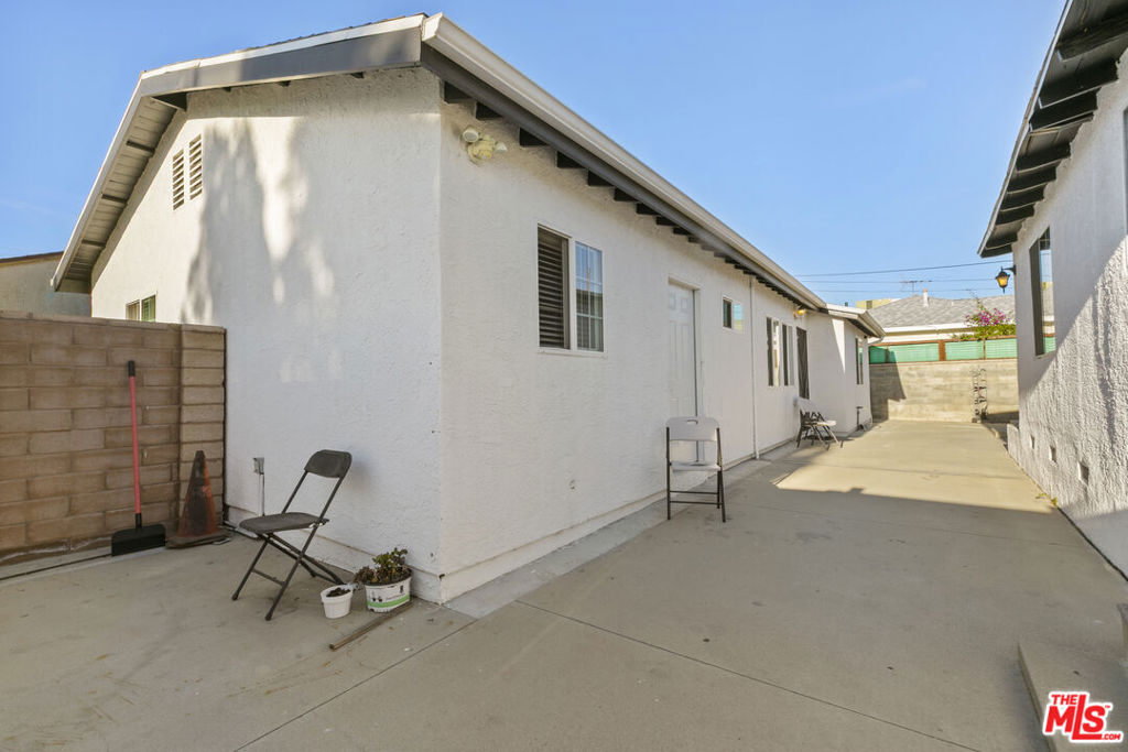 13691 Kelowna Street