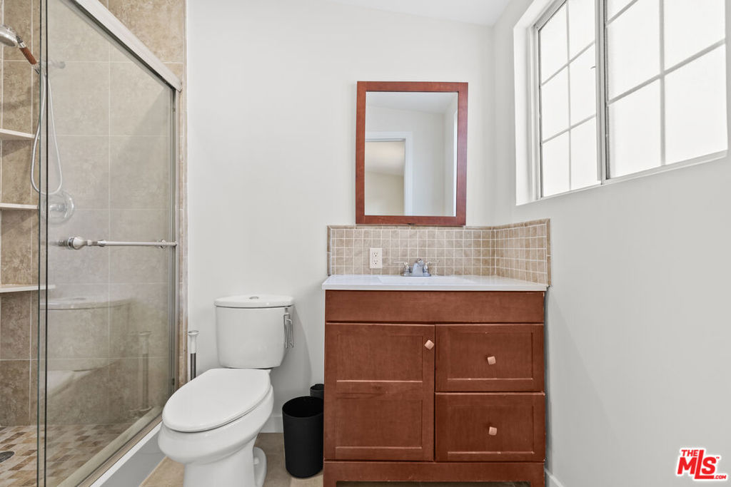 13691 Kelowna Street