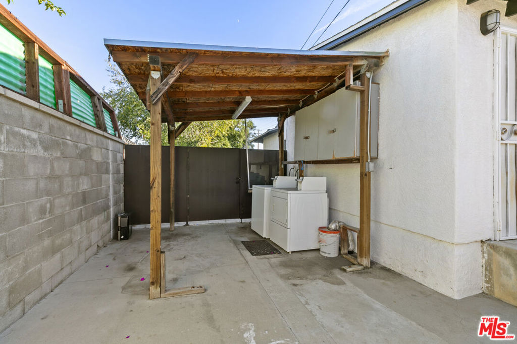 13691 Kelowna Street