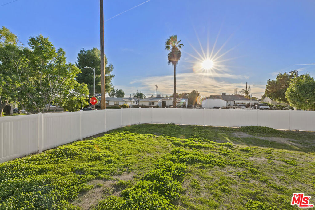 13691 Kelowna Street