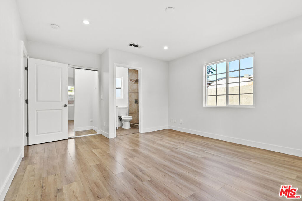 10823 Cantara Street