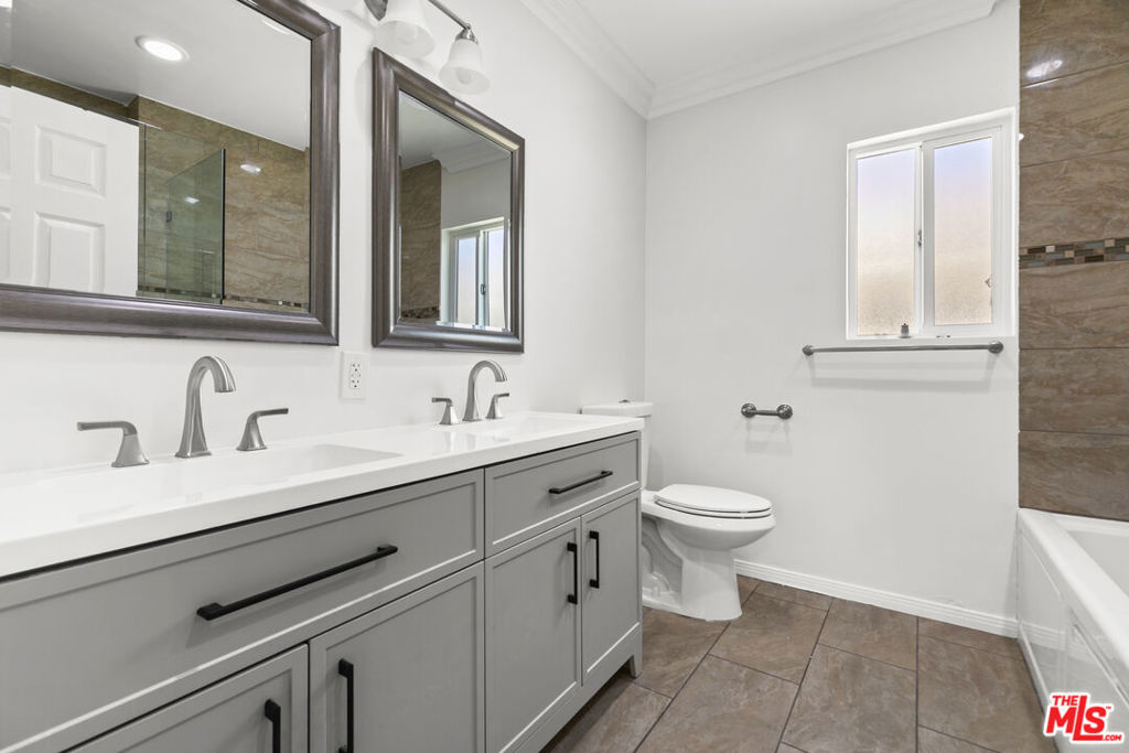 10823 Cantara Street