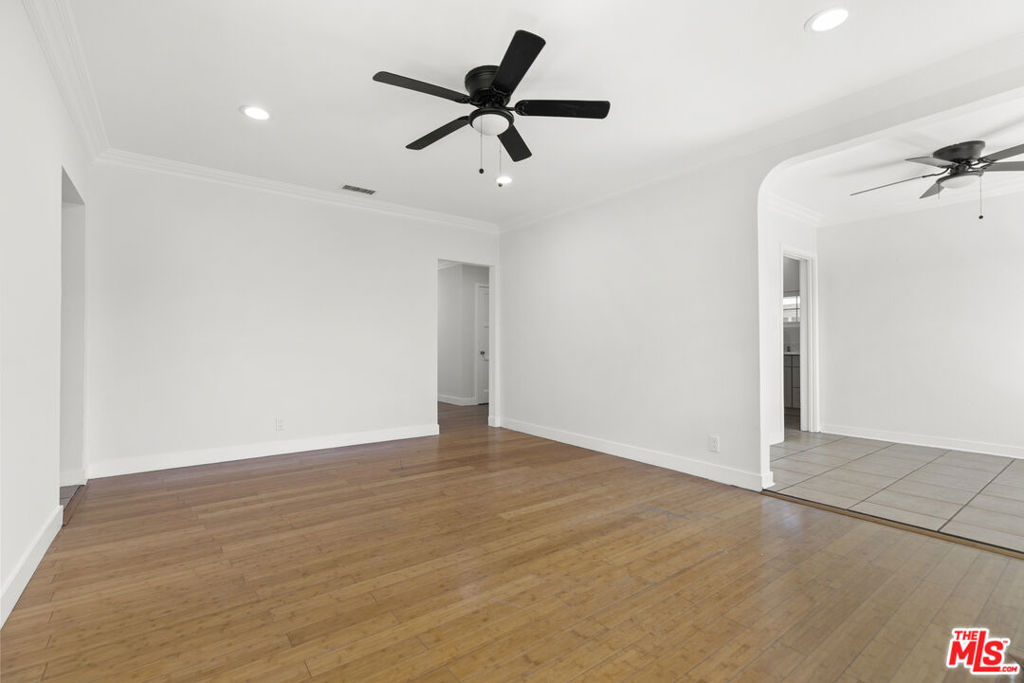 10823 Cantara Street