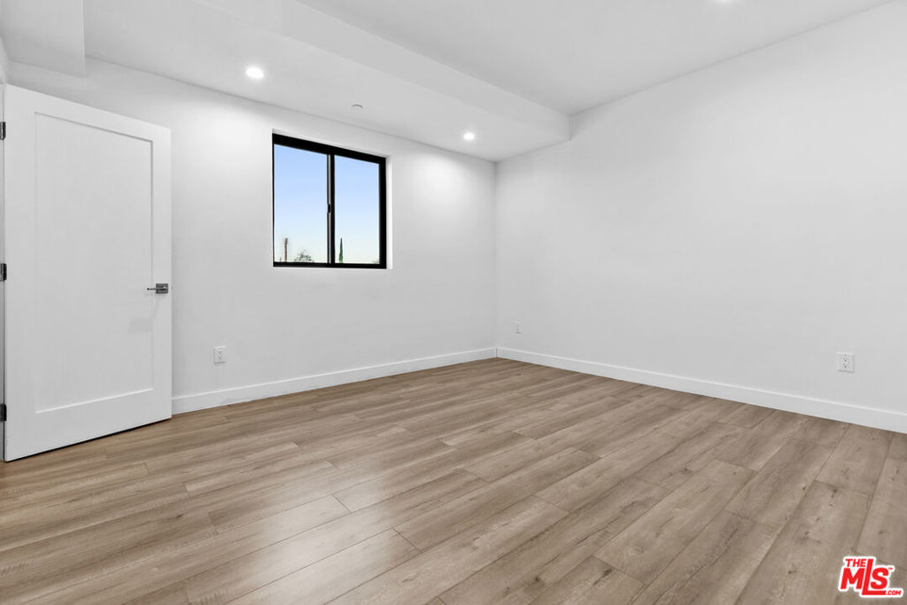 5152 Etiwanda Avenue